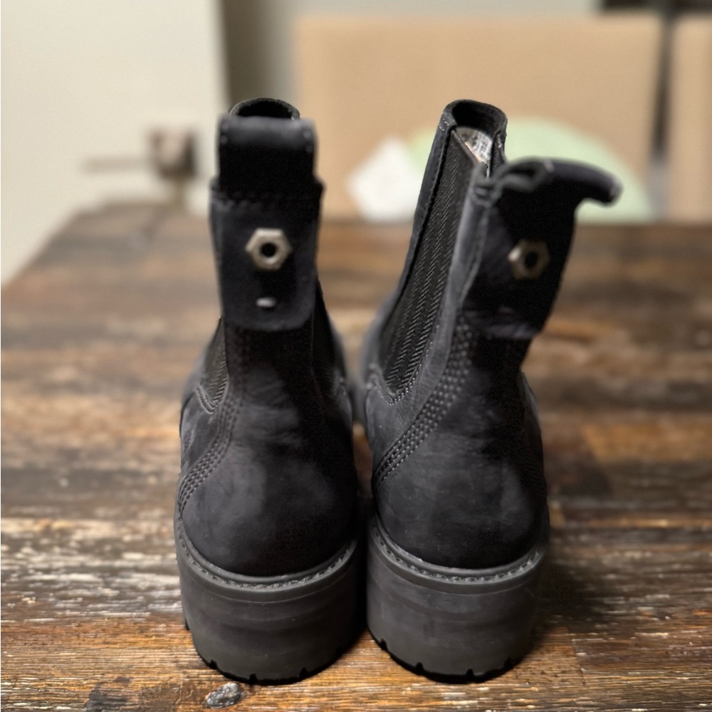 Timberland Women's Dark Gray Ankle Boots - Picture 2 of 4
